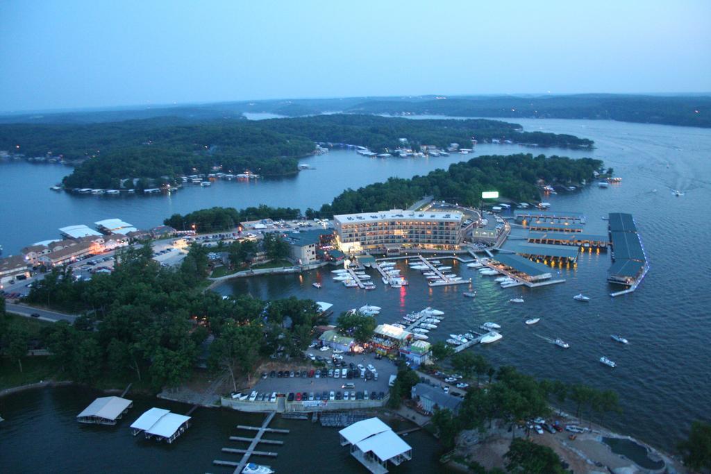 Camden On The Lake Resort Lake Ozark Exterior photo